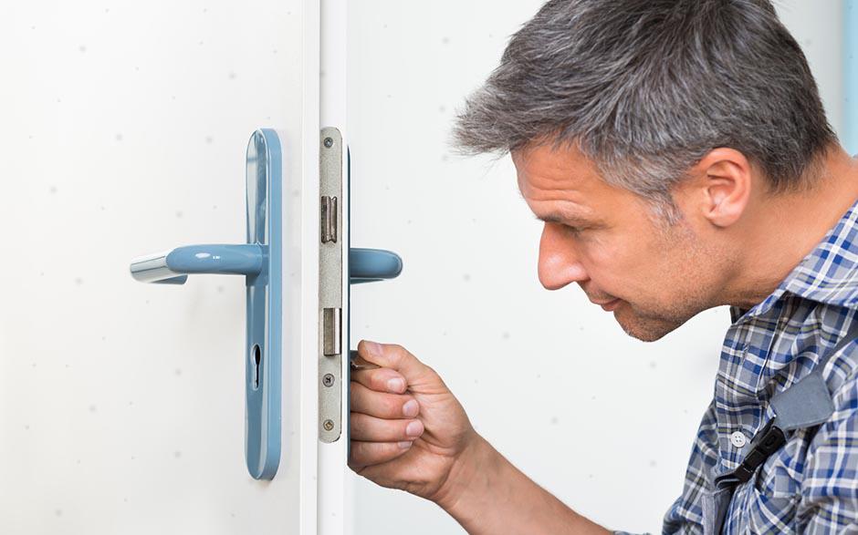 changer une serrure de porte Paris 6